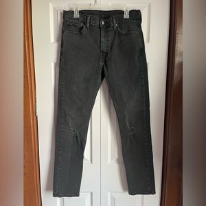 Levi’s jeans size 33